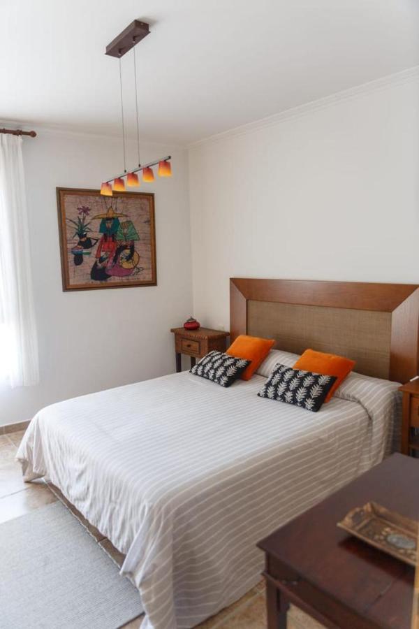 Casa Rural La Pinta- Sendaviva Y Bardenas Villafranca 外观 照片