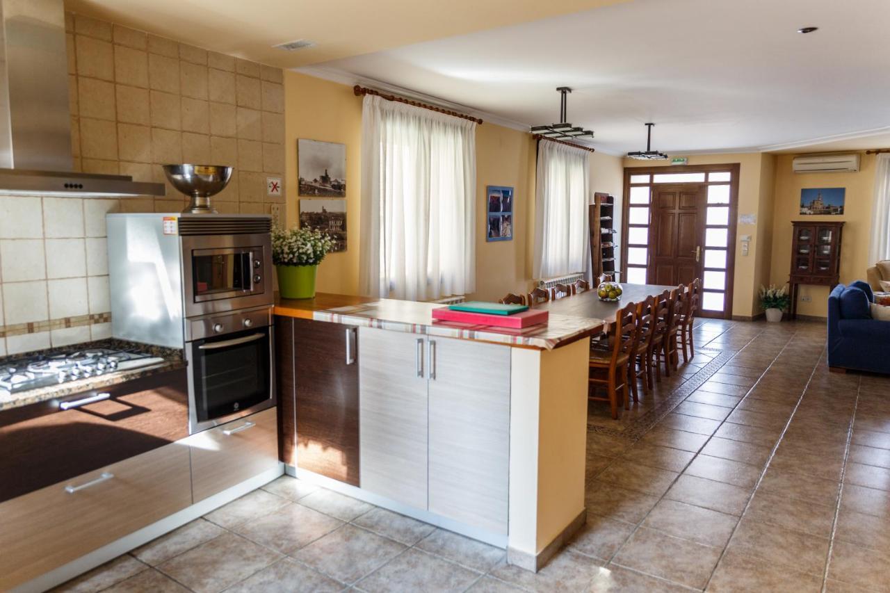 Casa Rural La Pinta- Sendaviva Y Bardenas Villafranca 外观 照片